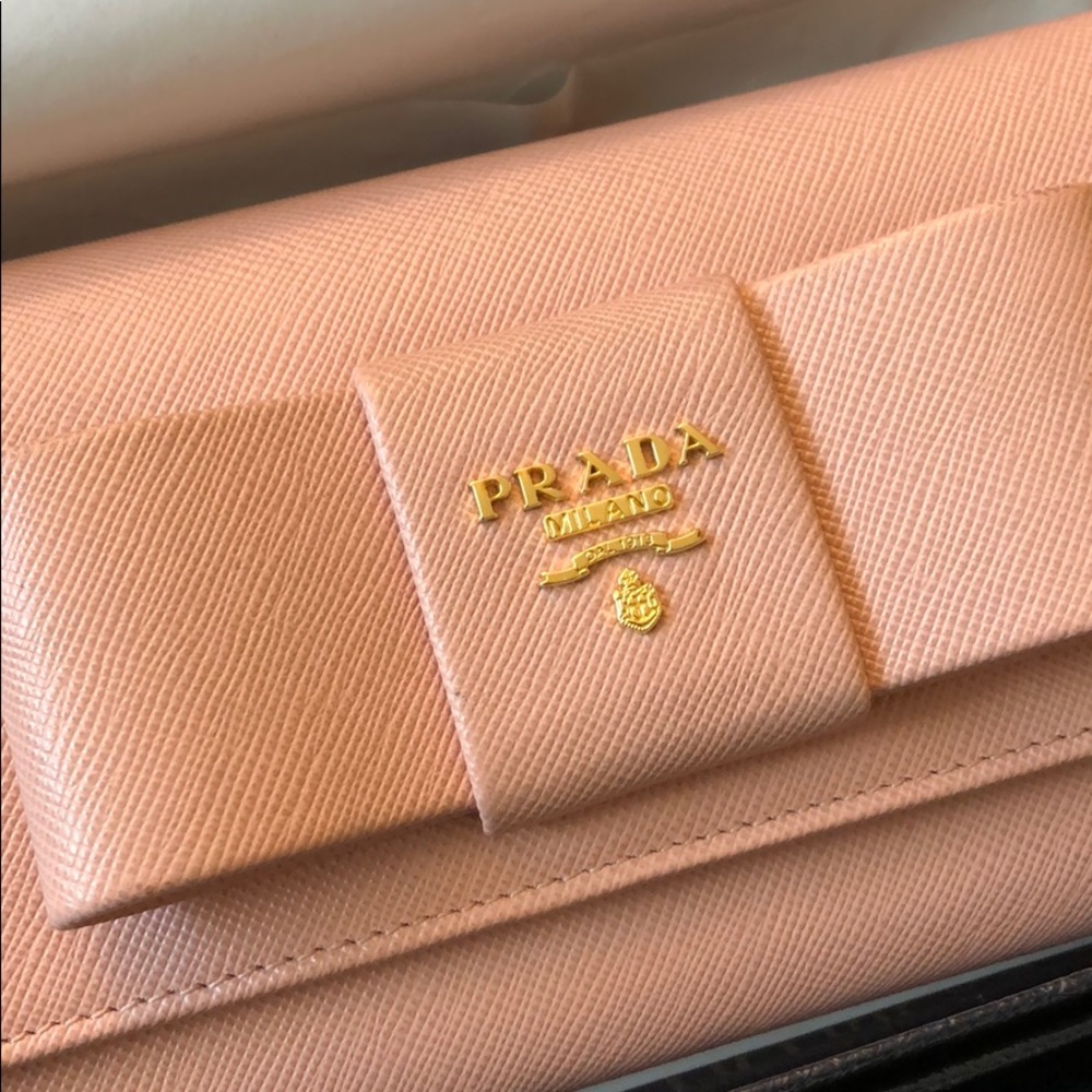 Prada women’s wallets with bow - Picture 6 of 11